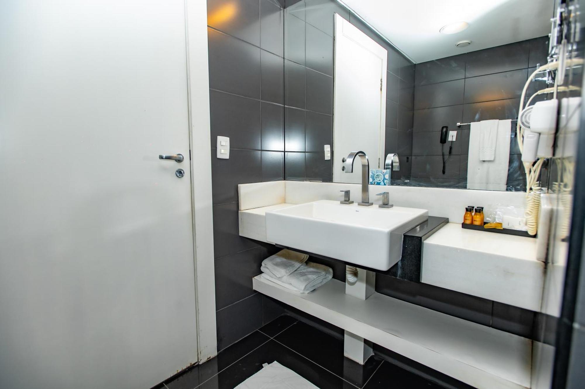 Delmond Hotel Cuiabá Zewnętrze zdjęcie